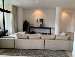 The Colonnade (D10), Condominium #564180201